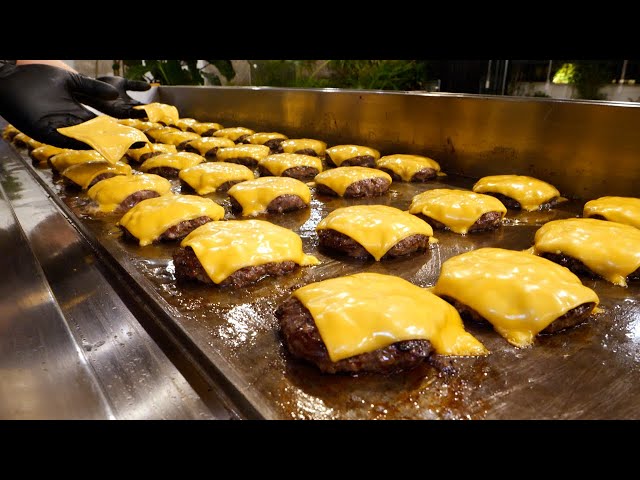 How to make a Juicy Beef Cheeseburger - Korean food