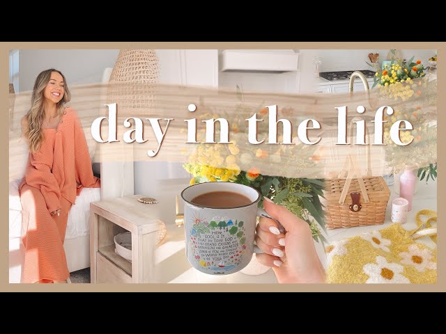 DAY IN THE LIFE | breakfast date, visiting the manatees, & cozy moments at home!