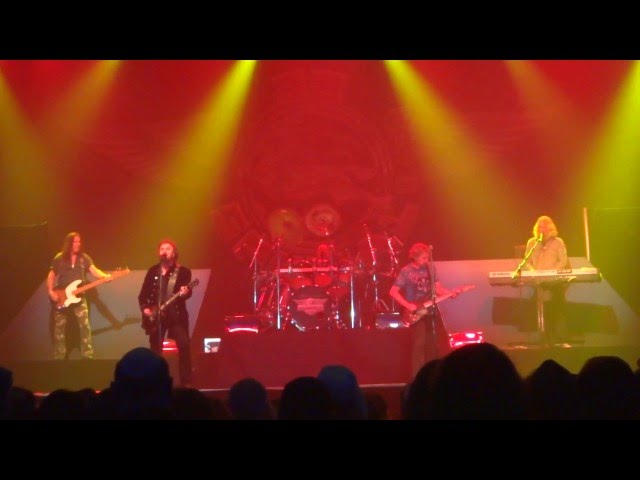 38 SPECIAL "Take Me Back to Paradise" / "The Sound of Your Voice" / "Somebody Like You" LIVE