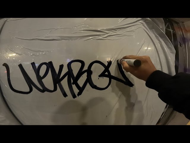 Graffiti review with Wekman.  Molotow SpeedFlow ink