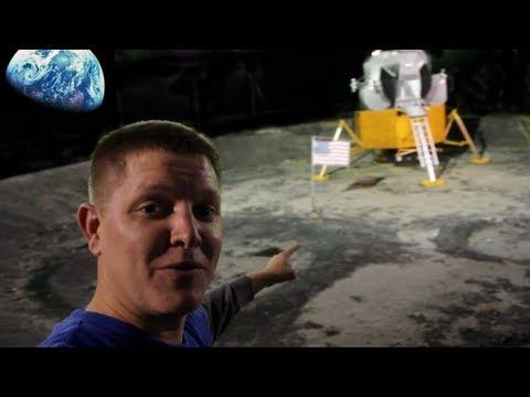 Why Astronauts left a reflector on the Moon! (ft. MinutePhysics) - Smarter Every Day 73
