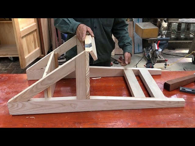 Creative Ideas And Ways To Recycle And Reuse A Wooden Pallet // How To Build Smart Ladder Chair, DIY