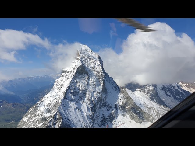 Air Zermatt - Sightseeing Flight Matterhorn Special