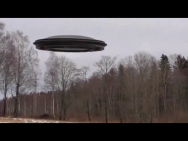 UFO - spotkanie na żywo , latający spodek.