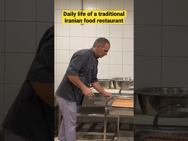 Daily life of a traditional Iranian food restaurantزندگی روزمره یک رستوران سنتی ایرانی _کباب کوبیده