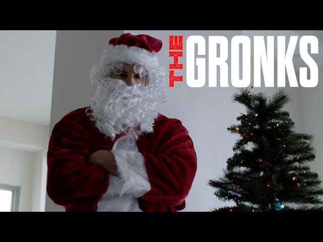 The Gronk Bros & Mama Gronk Bake Bucs Season Ticket Holders a Holiday Surprise
