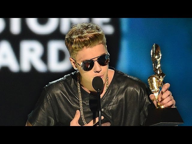 Justin Bieber Booed at Canada's Juno Awards