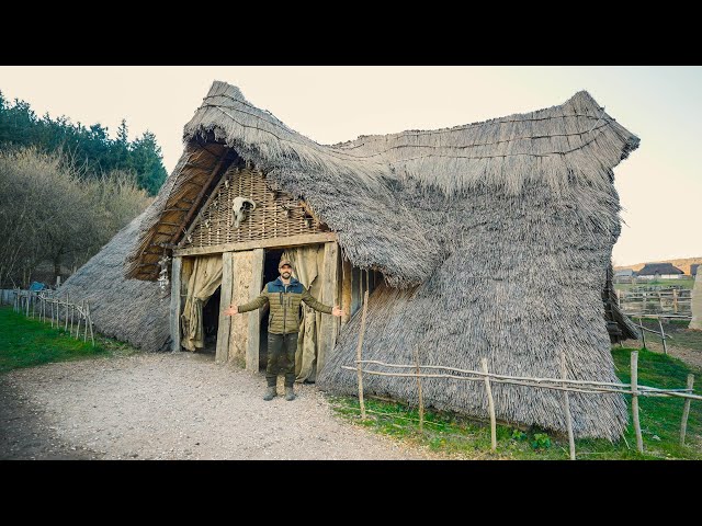 Incredible Stone Age House: Primitive Technology 3,800BC