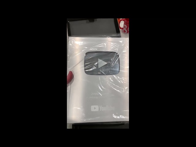 Silver Creator Award Unboxing (100k Subs)