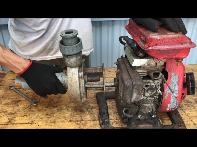 Restoration Rusty Old Honda Petrol Water Pump // Restore Effective Oil Mixed Gasoline Engine