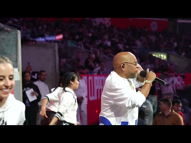 "Rodney O Takes Center Stage: Relive His Epic Time Out Performance at the LA Clippers Game! 🎤🔥