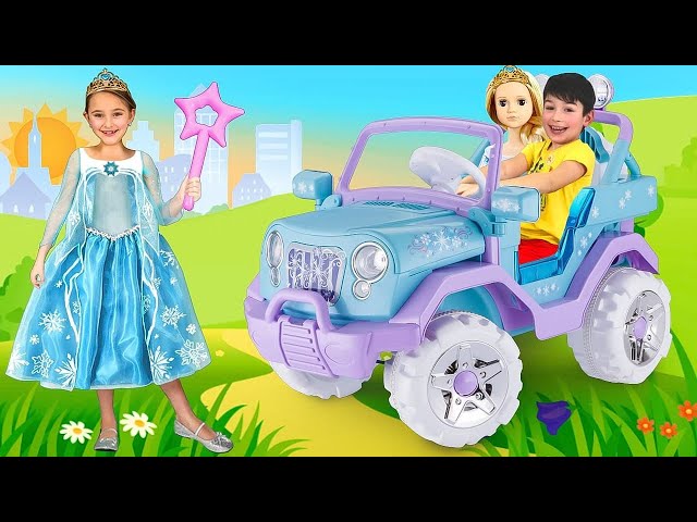 Sasha go to frozen party and playing with Princess Toys