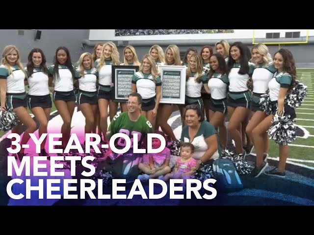 Girl, 3, with terminal cancer gets special night with Eagles cheerleaders