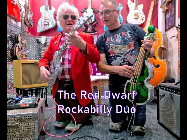 Red Dwarf Rockabilly Duo Alikat Micro Double Bass