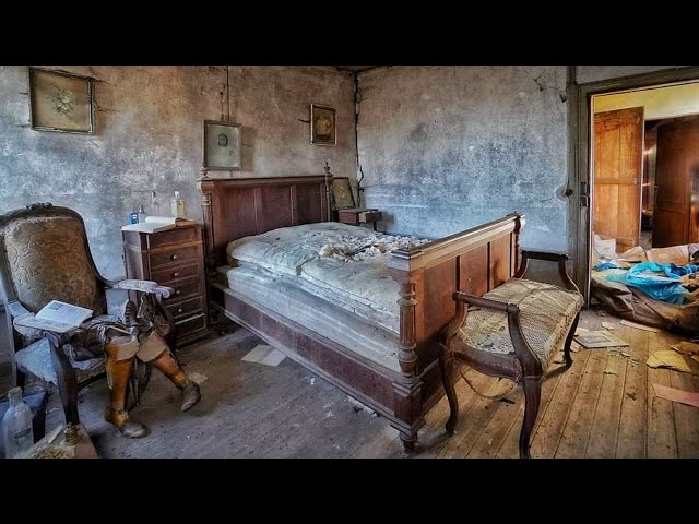 INSIDE AN ABANDONED TIME CAPSULE HOUSE LEFT FROZEN IN TIME FROM WORLD WAR TWO