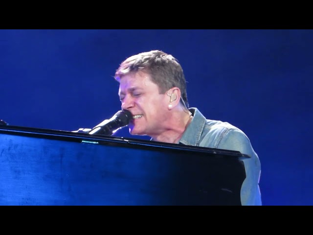 Rob Thomas “Little Wonders” Live during his Sidewalk Angels Benefit Show at Hard Rock Hotel & Casino