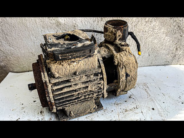 Talented Mechanic Restores Completely Burned Out Water Pump //Pump Restoration Project