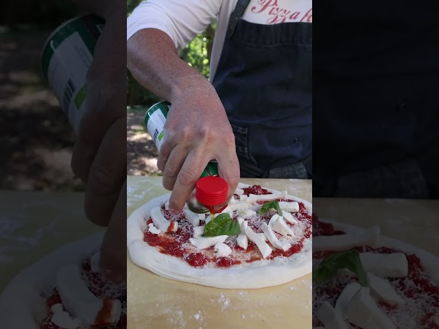 A Pizza Masterclass by @vitoiacopelli