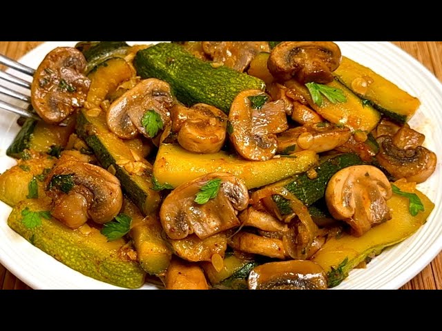 Can't believe how delicious! These zucchini with mushrooms are better than meat! Easy and fast!