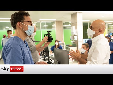 NHS doctor tells Health Secretary he won't get jabbed
