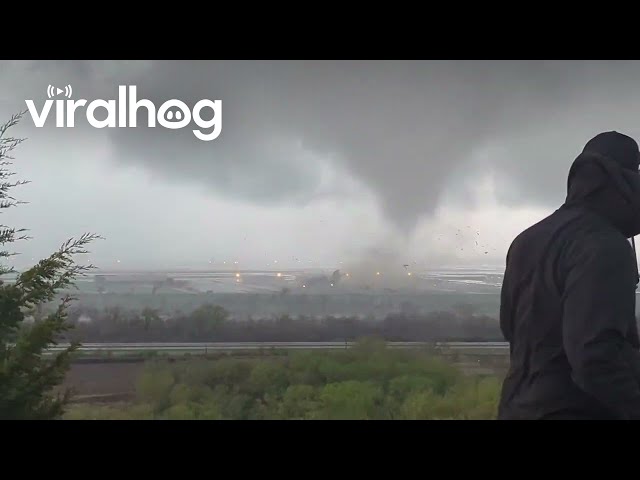 People Watch Tornado Touch Down Over Omaha Airport || ViralHog