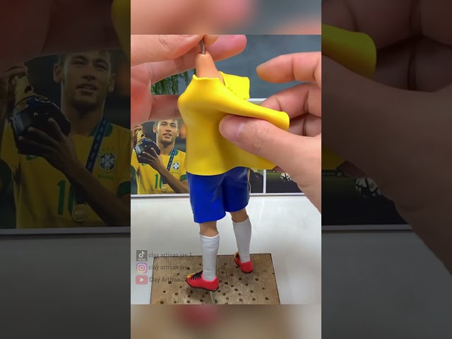 Clay Artisan JAY ：Capturing Neymar's Spirit in Clay Form
