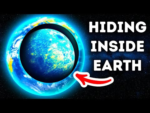 Ancient Planet Hides Inside Earth for 4 Billion Years