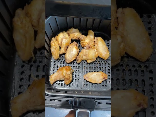 tested and approved the perfect air fryer chicken wing 🍗
