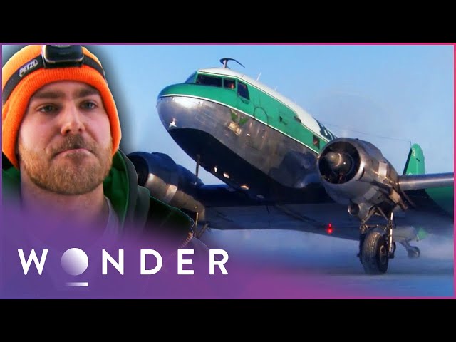 Rookie Pilot Nearly Crashes On The Runway | Ice Pilots NWT | Wonder