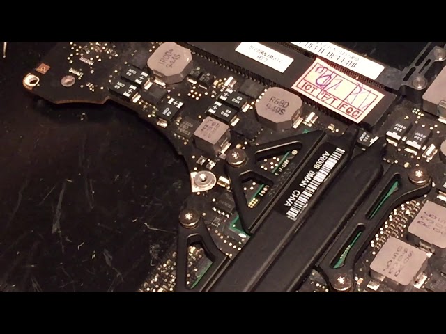Repairing a Mid-2010 15" MacBook Pro that Kernel Panics when Using the Dedicated GPU