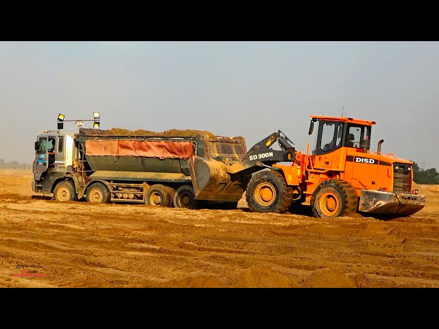 strong powerful wheel loader Jobs operating truck dumper spread sand equipment