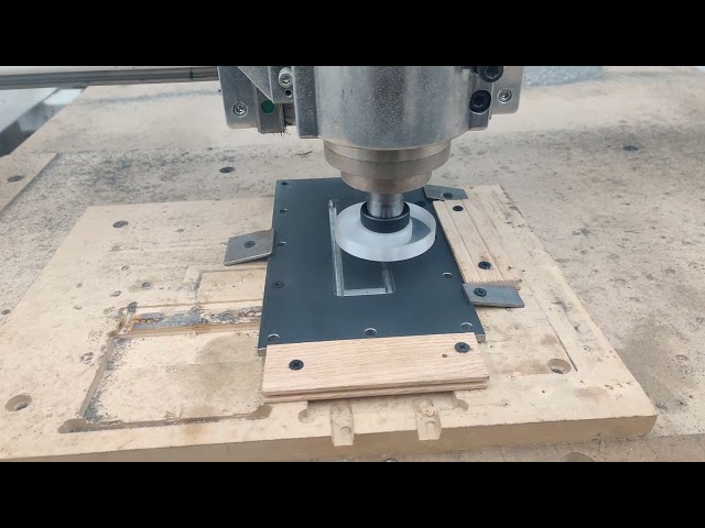 Creating an access hole with a chipped endmill