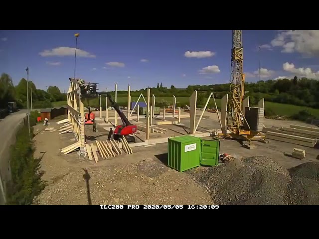 Zeitraffervideo der Montage einer LIGNA systems Holzstruktur