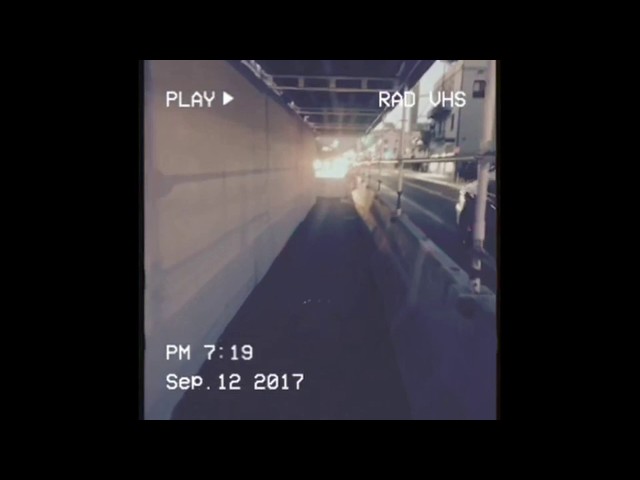 Roaming The City at Night, SHOT ON IPHONE (60 Second Music Short)