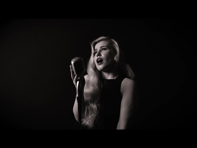 Somewhere Over The Rainbow | 1950s Vintage Marilyn Monroe Style Cover | Live Studio Version