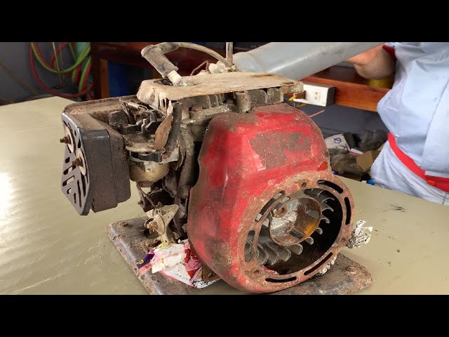 Restoration Old Rusty Gasoline Water Pump // Restore 4 Stroke Engine