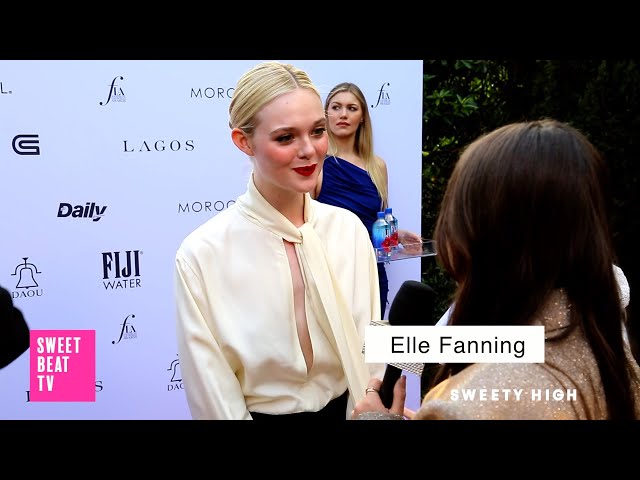 Elle Fanning Shares The BEST Fashion Advice Dakota Gave Her at the Daily Front Row Fashion Awards