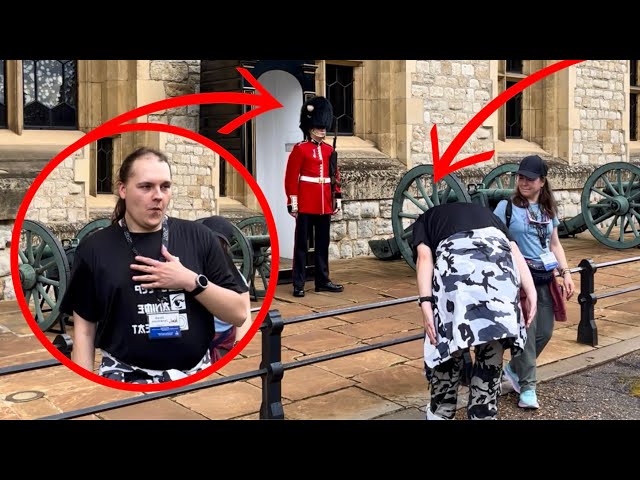 Very rare moment￼ man shows respect to Guard and inspires others to do the same!