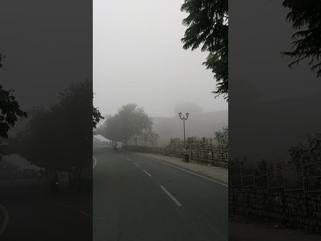 Fog in jhansi  #Video #viral