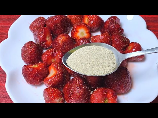 MIX YEAST WITH STRAWBERRIES, you will be delighted! DID YOU KNOW ABOUT THIS RECIPE? Fast and tasty