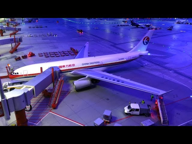 Knuffingen Airport Planespotting | The World's Largest Model Airport | Miniatur Wunderland