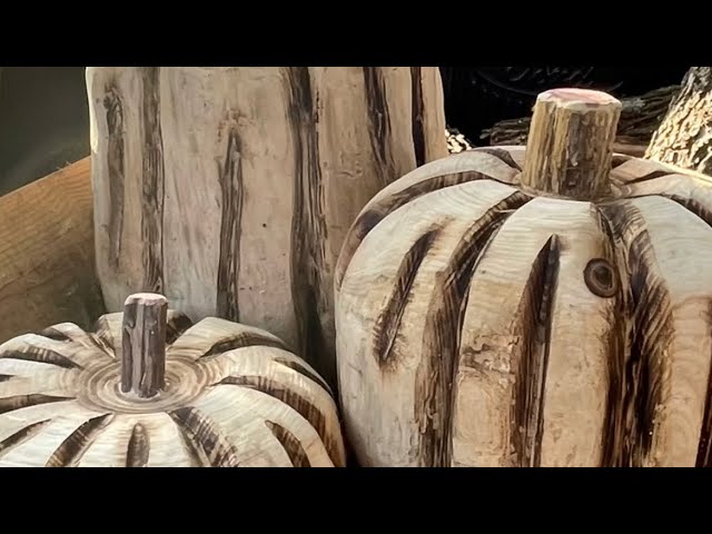 Power Carving Giant Pumpkins