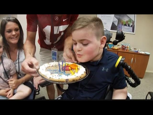 Boy left quadriplegic after car accident meets donors