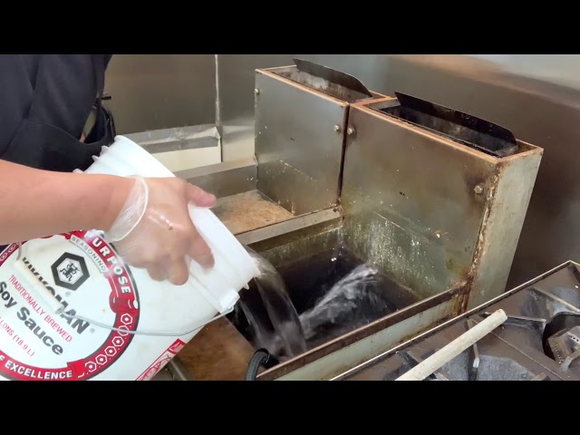 HOW TO CLEAN A COMMERCIAL KITCHEN DEEP FRYER!
