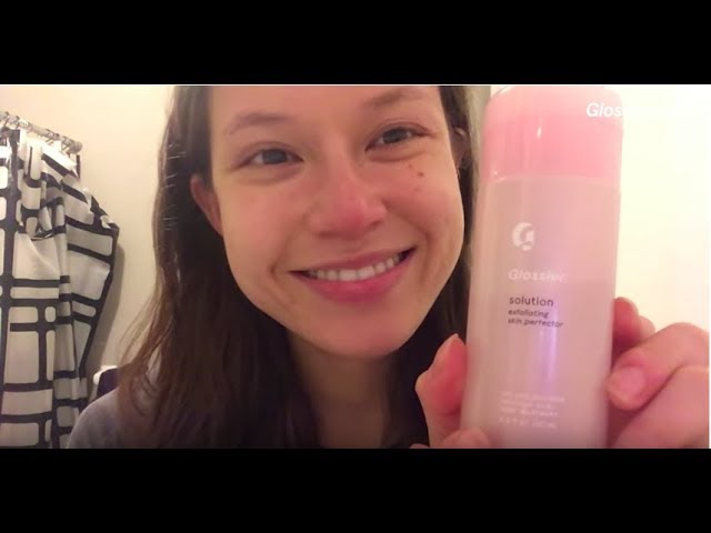 How Glossier Solution Works on Acne