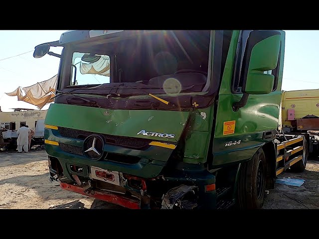 Heavy Accident Mercedes Truck Cabin ' Chassis Repairing And Restoration Complete Video |Truck World1