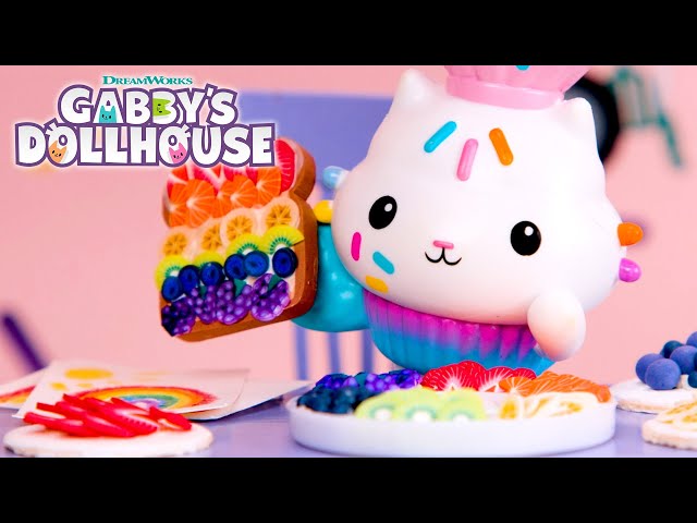 Learn Colors with FOOD 🌈 Make Rainbow Crafts You Can Eat | GABBY'S DOLLHOUSE TOY PLAY ADVENTURES