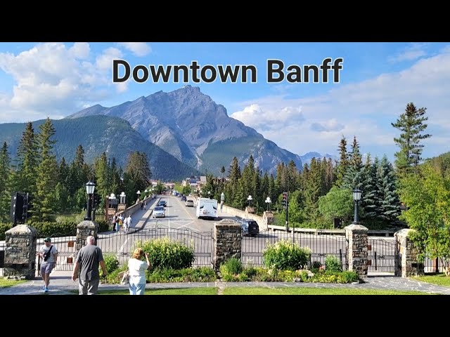 Downtown BANFF Alberta Canada 4K Walking Tour vlog