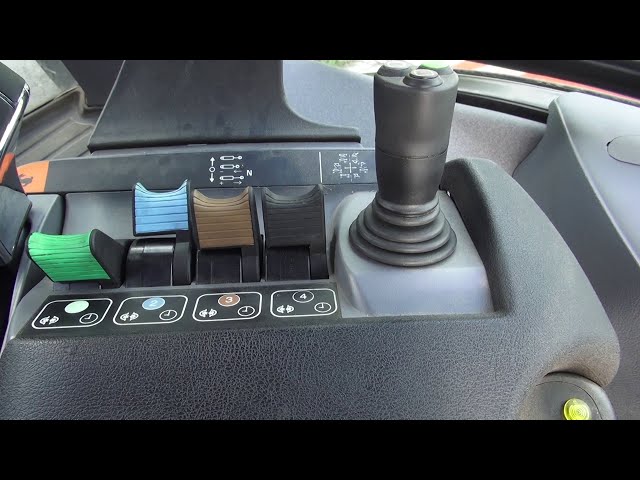Zusatzsteuergeräte - Steyr 4125 Profi CVT | Traktorerklärungen