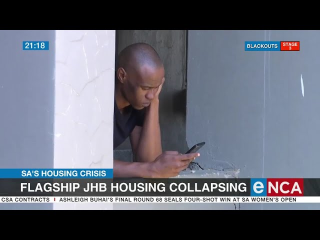 Flagship Joburg housing development collapsing